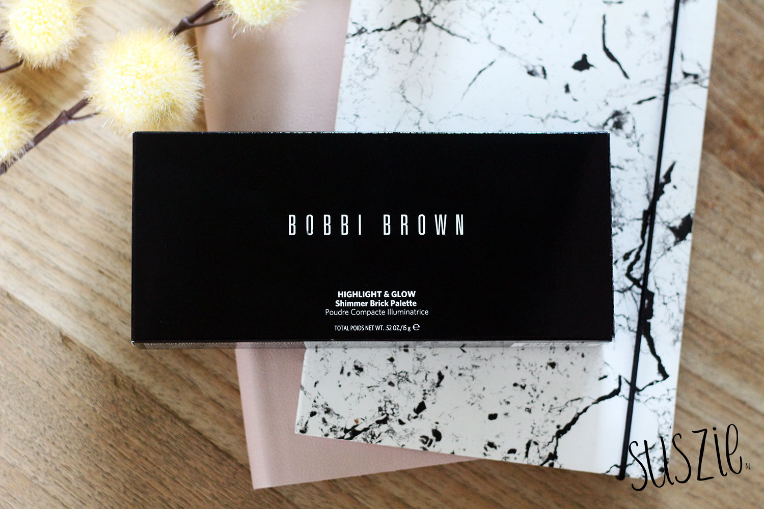 Bobbi Brown Highlight & Glow Shimmer Brick palette